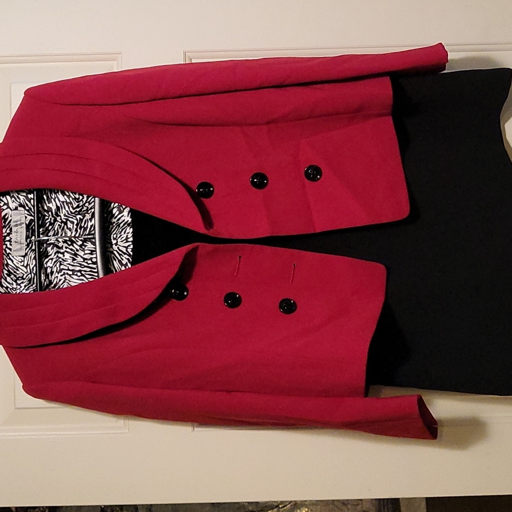 Tahari skirt set